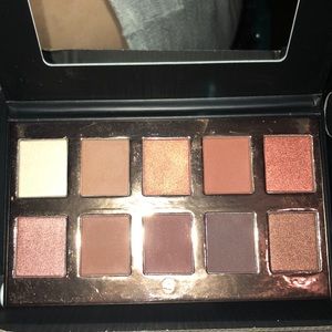 FLASH SALE!! CROWN EYESHADOW PALETTE!